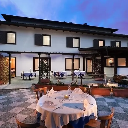 Fontana San Rocco Hotel 3*